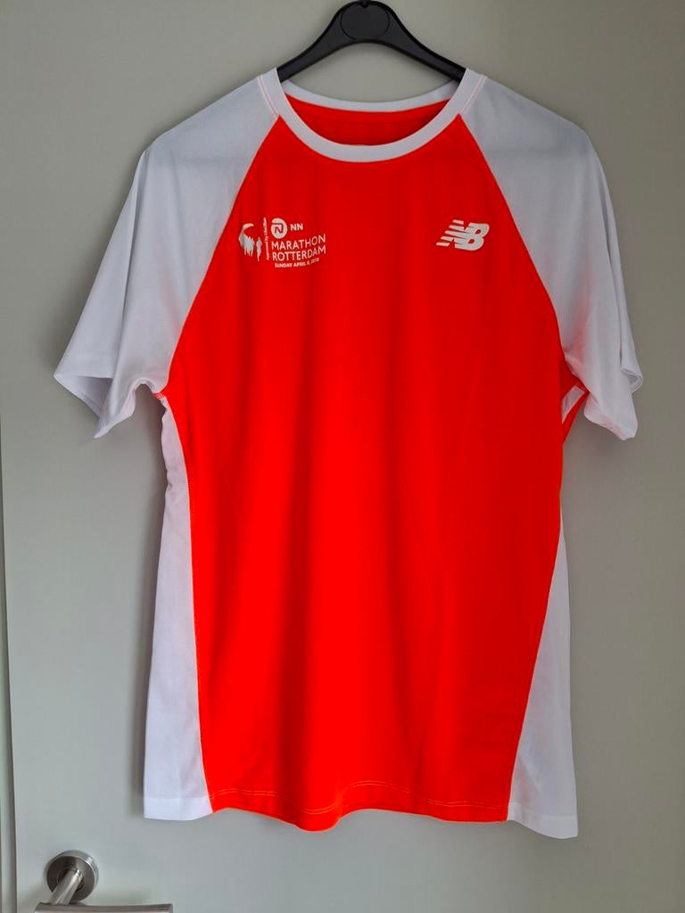 New Balance NN Marathon Rotterdam Shirt Maat M, New Balance, Maat 48/50 (M), Oranje, Ophalen of Verzenden