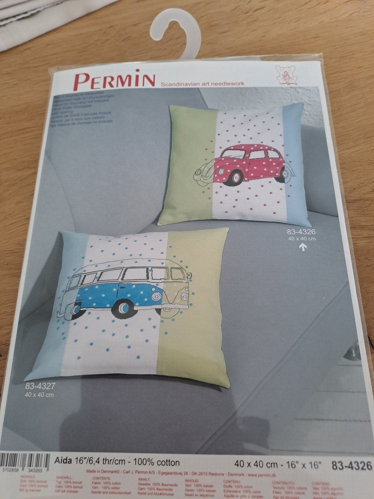 Permin Borduurpakket Kussens VW Kever en Busje, Ophalen of Verzenden, Nieuw, Handborduren, Borduurpakket