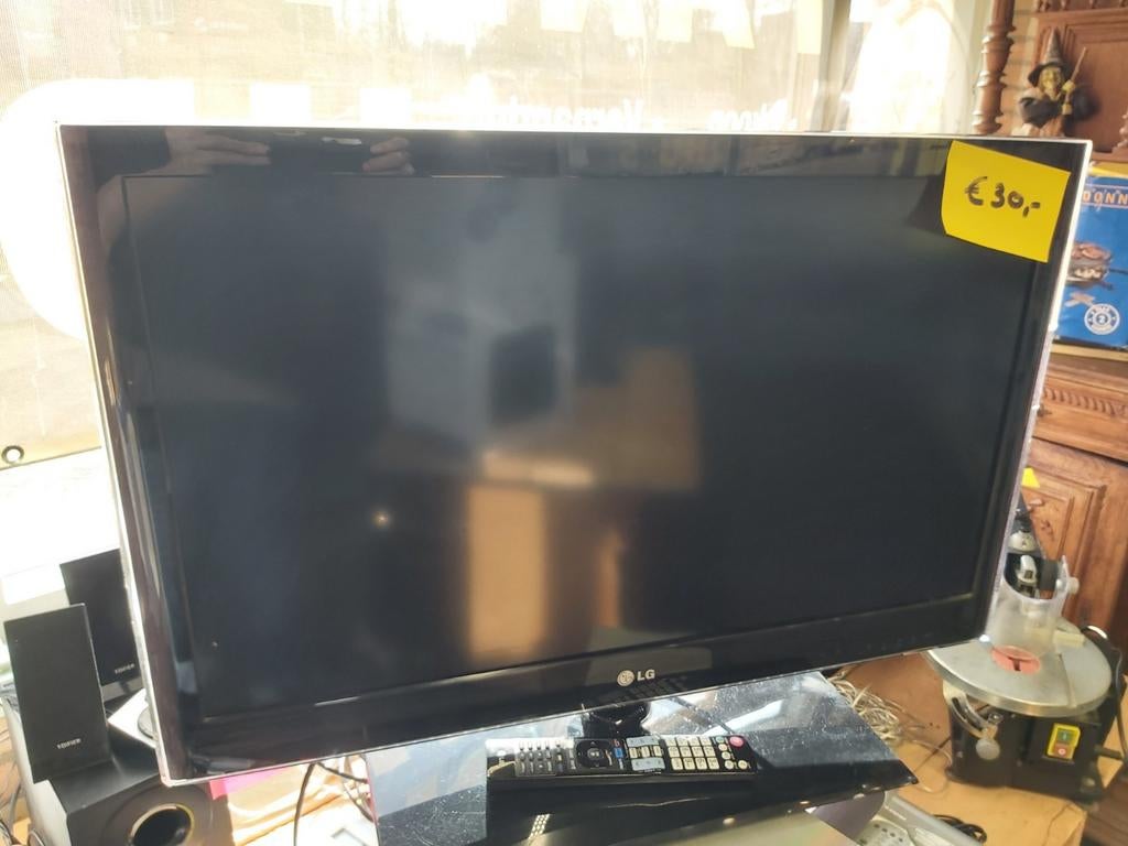Diverse pc schermen 27" , 24" , 22 inch, Ophalen, HP, Philips, Asus