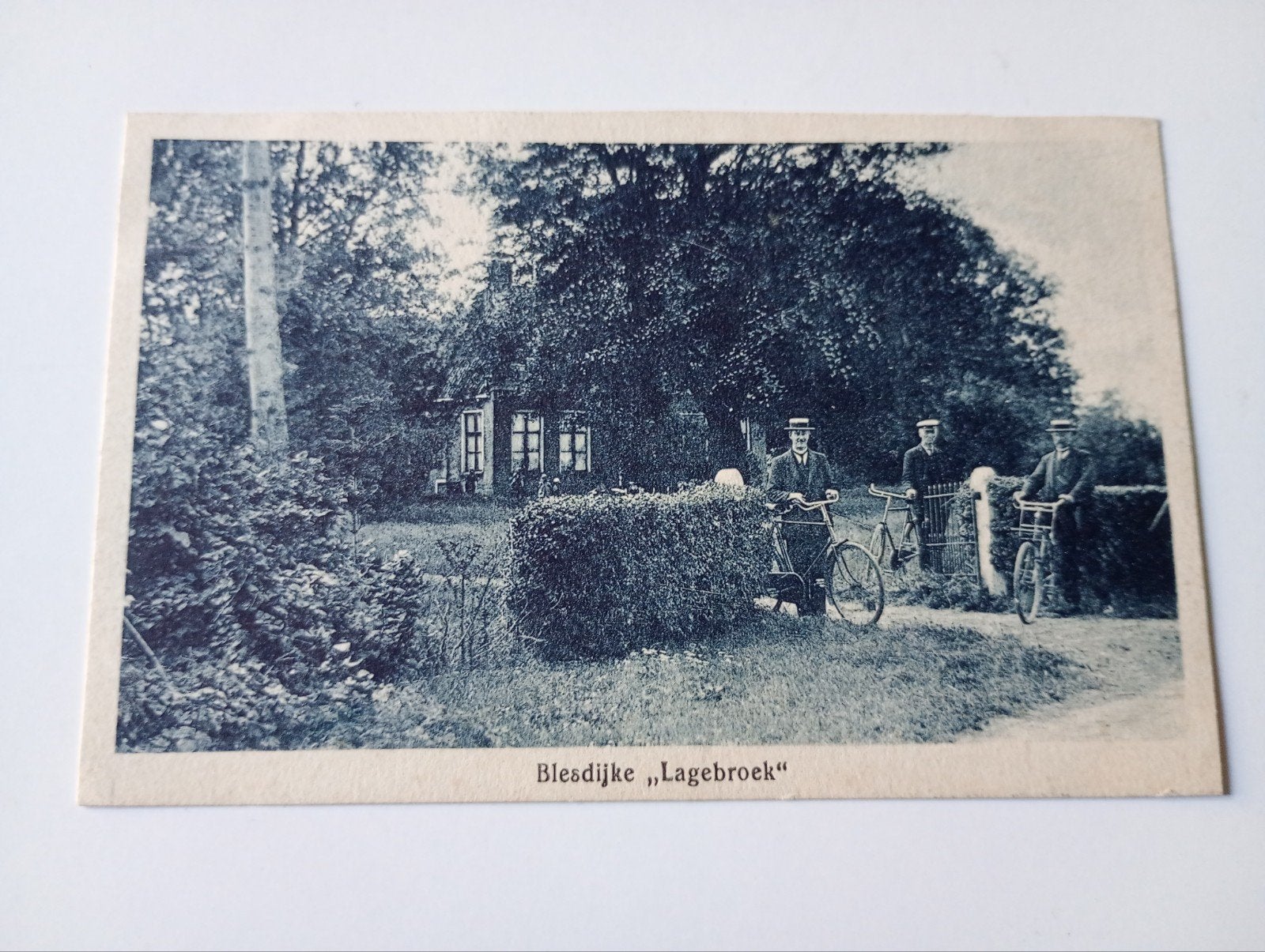 Blesdijke bij Oldemarkt Lagebroek met Fietsers, Ophalen of Verzenden, Voor 1920, Ongelopen, Friesland