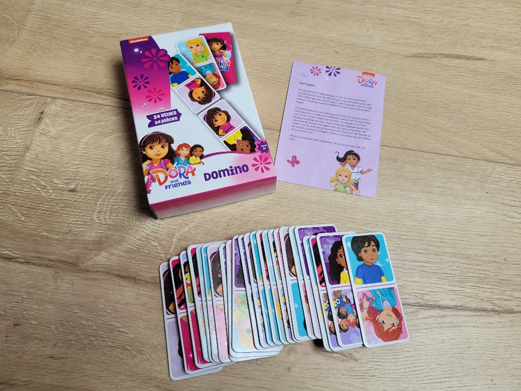 NICKELODEON Dora and Friends Domino ~ SJ8900, Vijf spelers of meer, Ophalen of Verzenden, Zo goed als nieuw, Nickelodeon