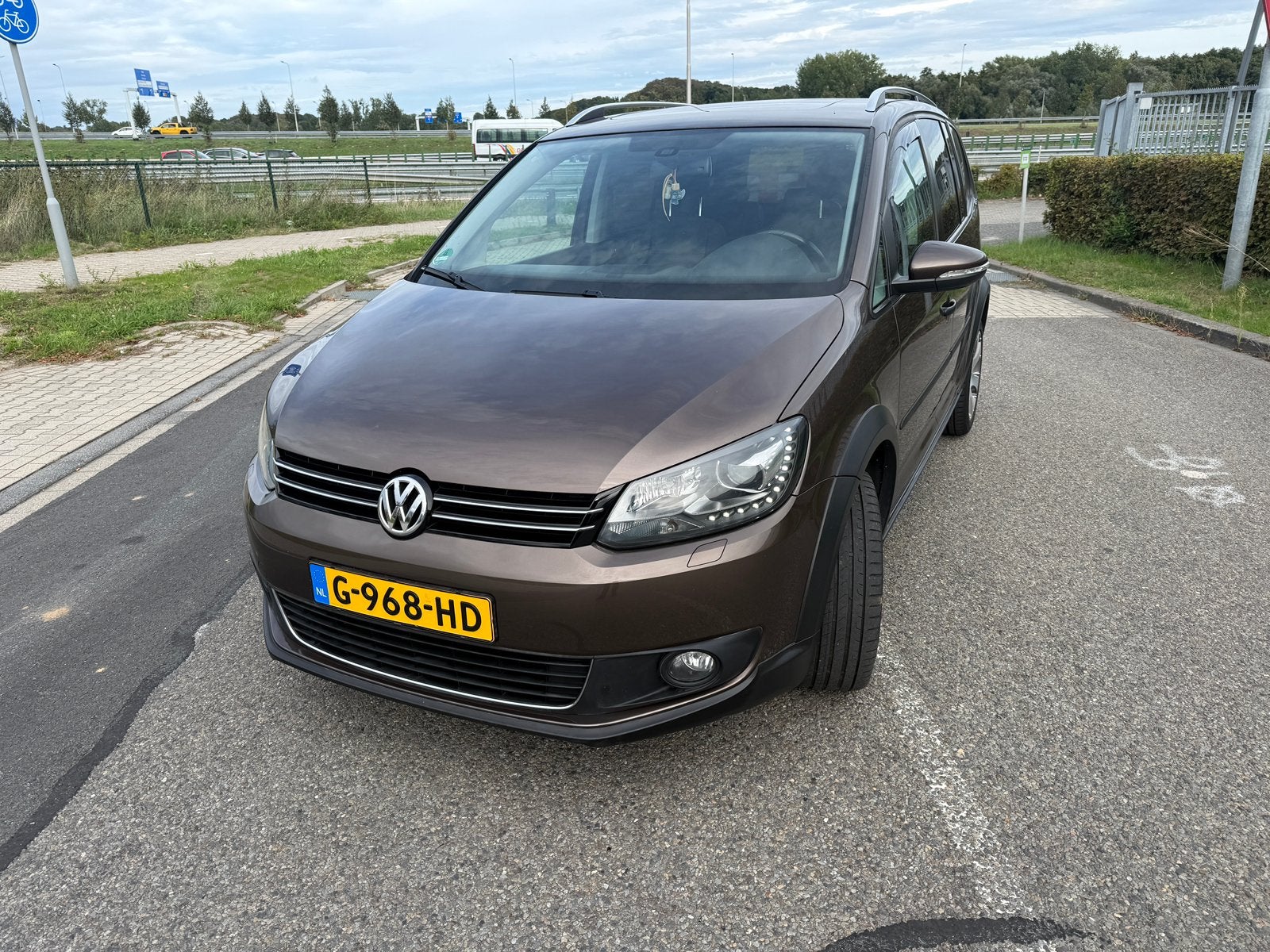 Volkswagen Cross Touran 1.4 TSI 125KW DSG 2011 Bruin, 4 cilinders, Bruin, 14 km/l, Particulier
