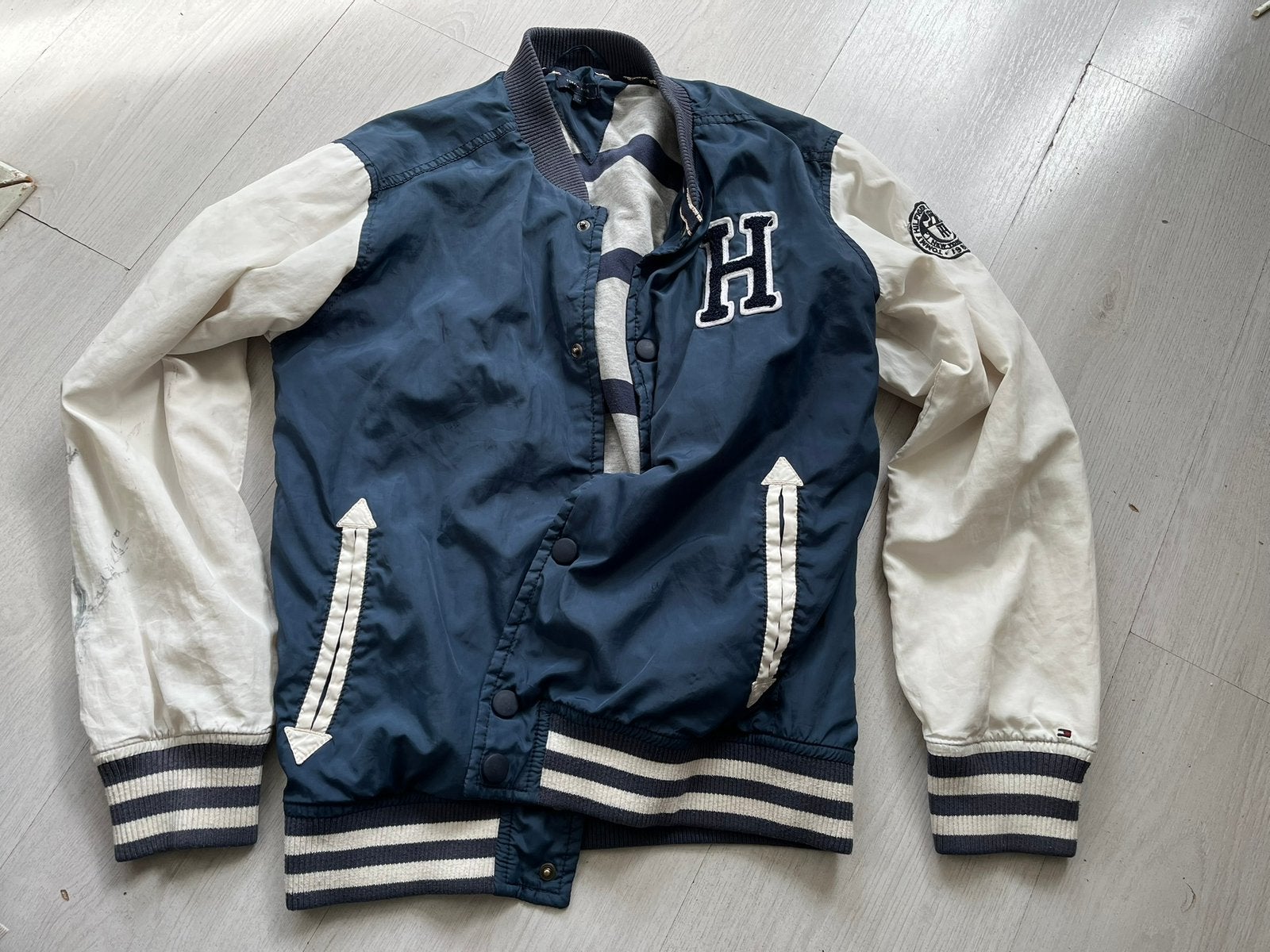 Tommy Hilfiger zomer jas maat 164, Ophalen of Verzenden, Gebruikt, Jongen, Jas