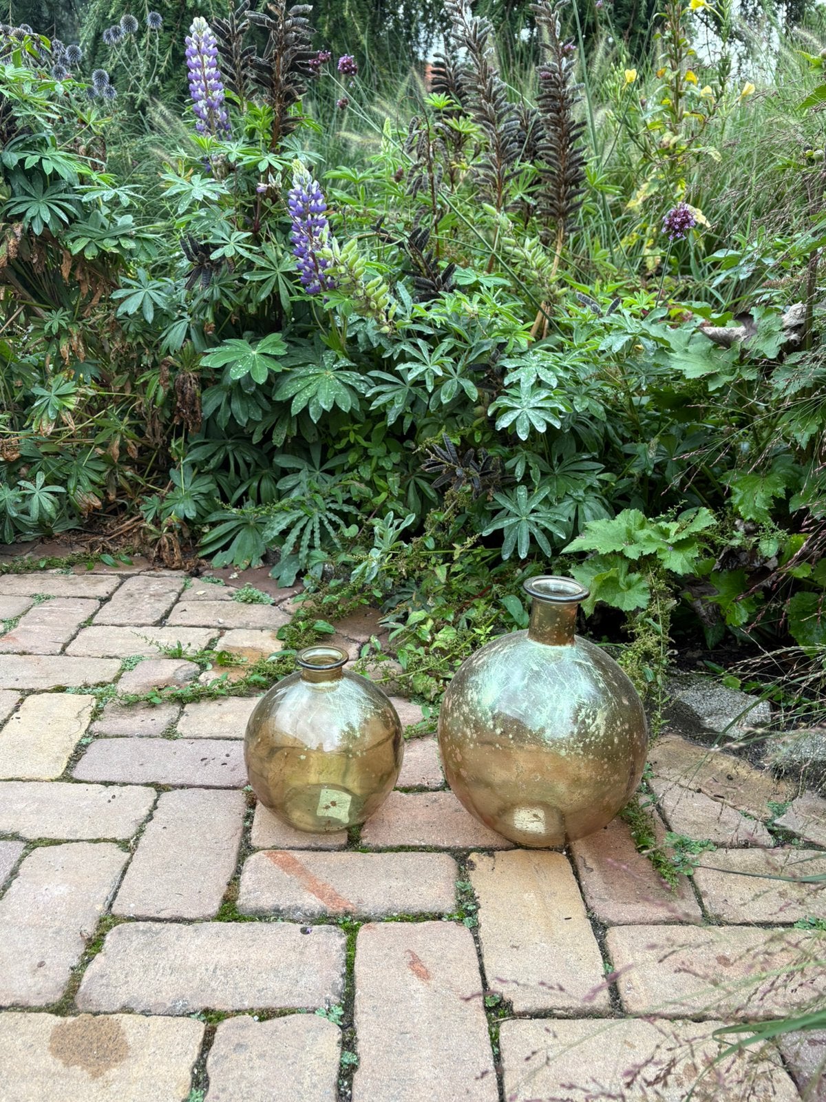 2 goud gemeleerde bol vaasjes, 24 cm, Ophalen of Verzenden, Geschikt voor droogbloemen, Goud