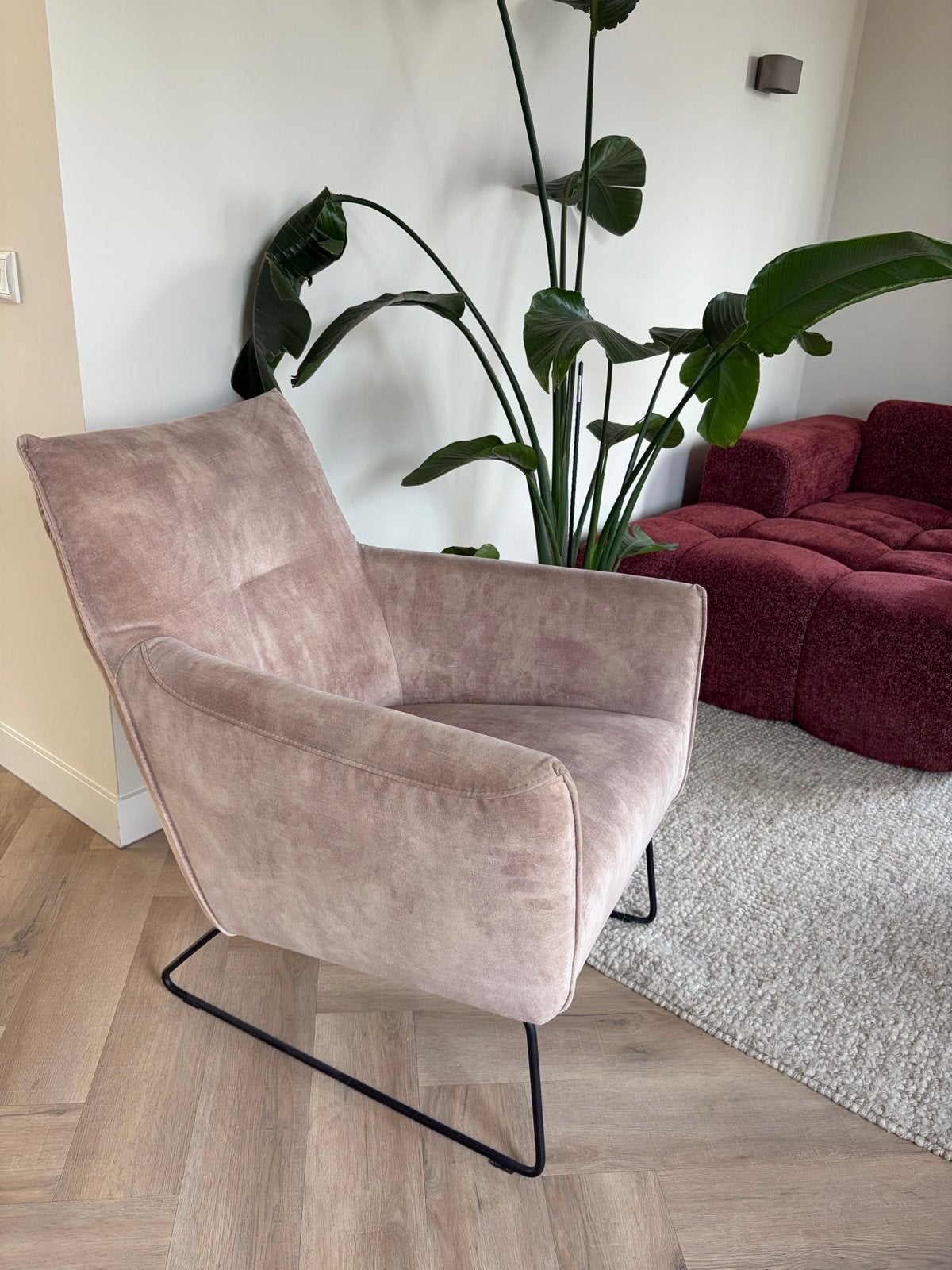 Fauteuil Dex - merk Feelings - Adore Liver Stof, Huis en Inrichting, Ophalen, Zo goed als nieuw, Stof