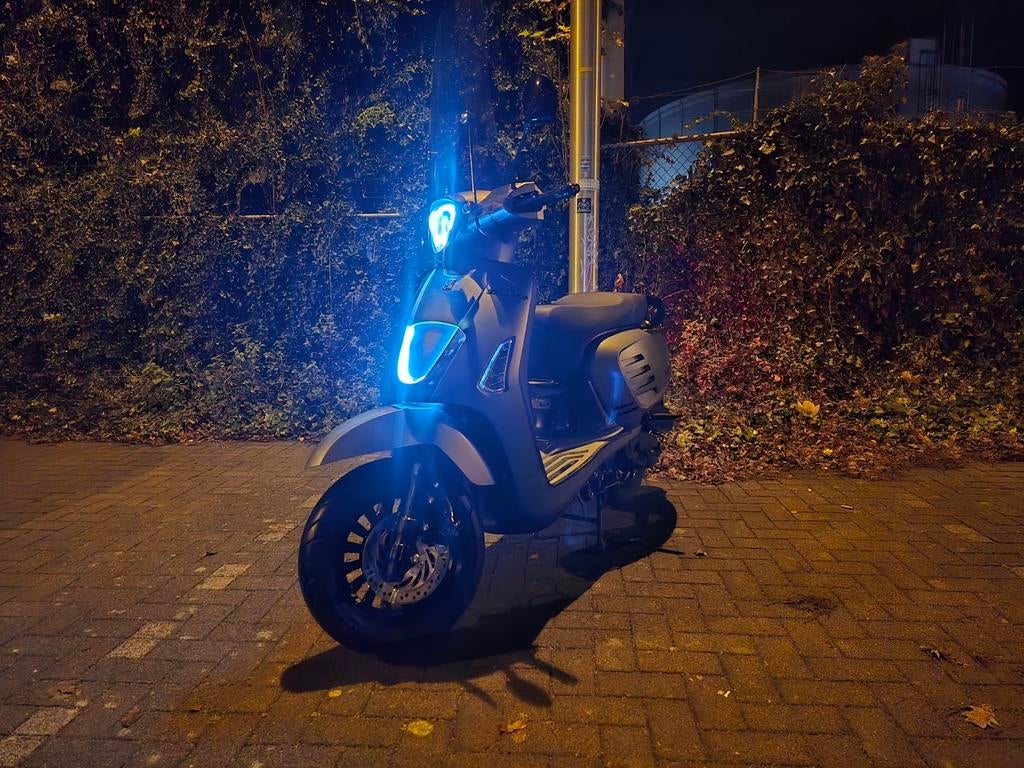 2020 La Souris Designo - MOET WEG!, Ophalen, Maximaal 45 km/u, Zo goed als nieuw, Benzine