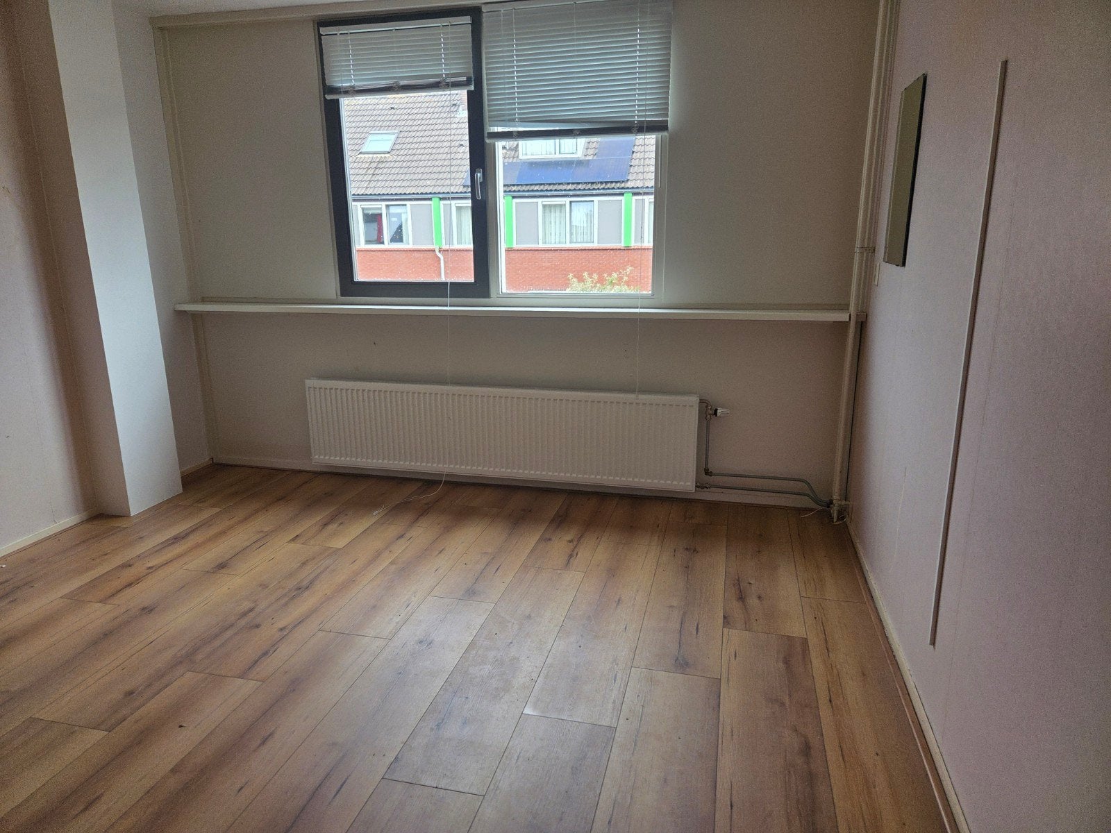 laminaat 40 m2 is er al uitgehaald, Ophalen, 50 tot 150 cm, 10 m² of meer, 10 tot 30 cm