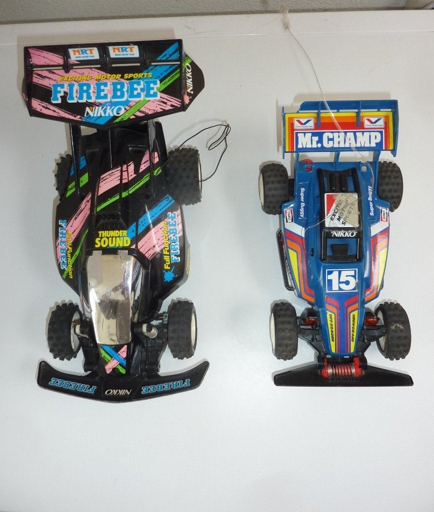 2 Nikko buggy's. Vintage,  afstand bestuurbaar., Ophalen of Verzenden, Gebruikt, Overige schalen, Auto offroad