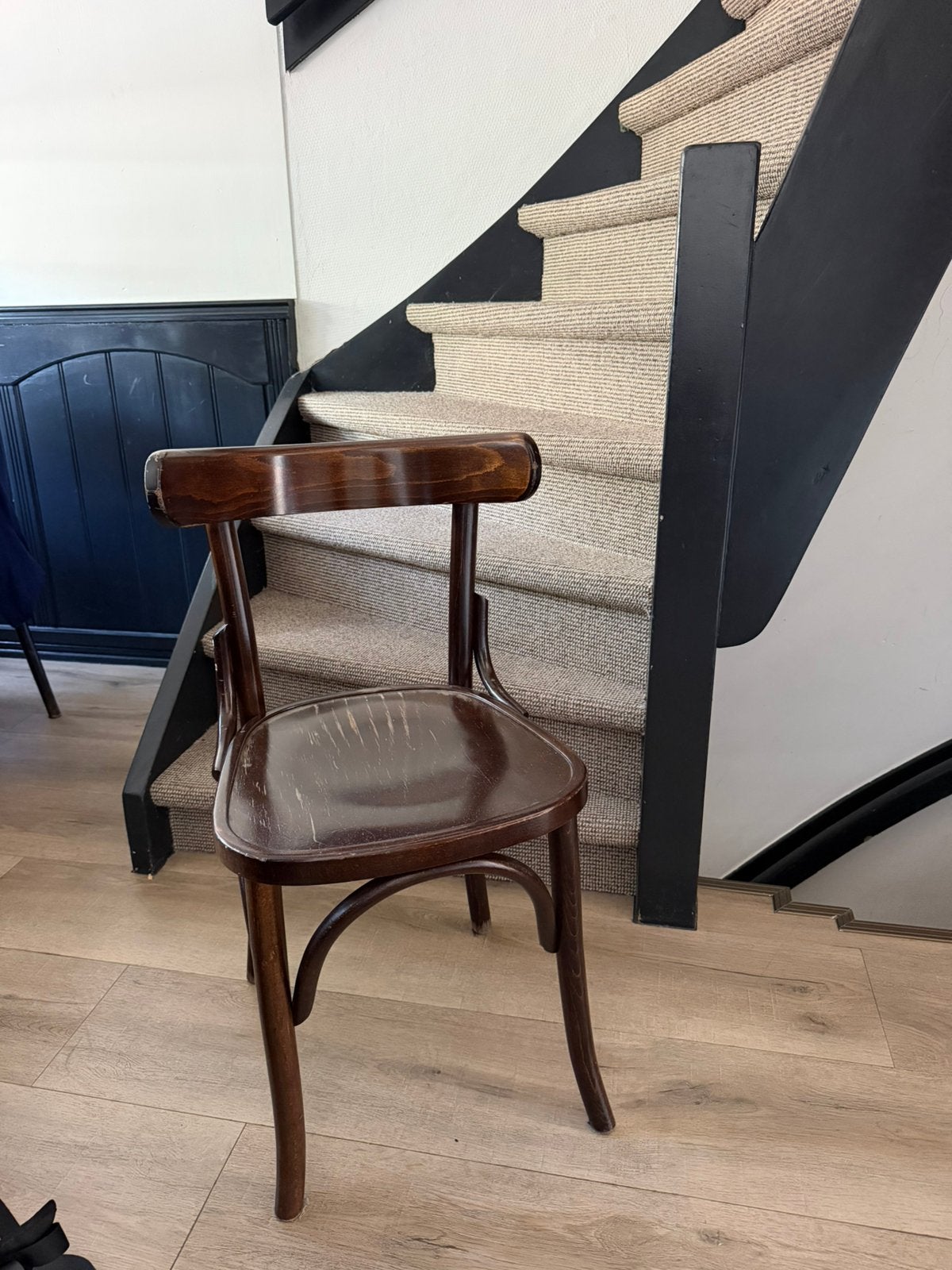 Gratis 5 café stoelen, Huis en Inrichting, Stoelen, Ophalen, Gebruikt, Bruin, Café stoelen