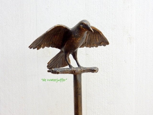 094* Bronzen vogel op stang (Boven €75 geen verzendkosten), Tuin en Terras, Ophalen of Verzenden, Nieuw, Overige materialen