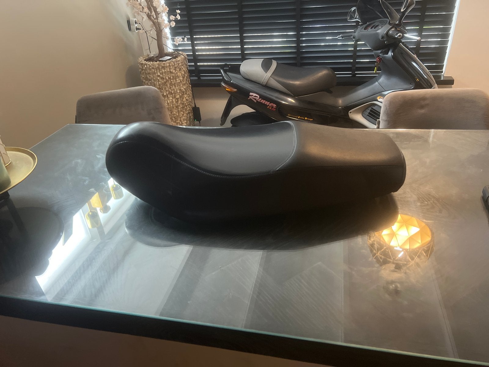 Gilera Runner SP Pro Zadel - Zo goed als nieuw, Ophalen of Verzenden, Zo goed als nieuw, Zadel, Overige merken