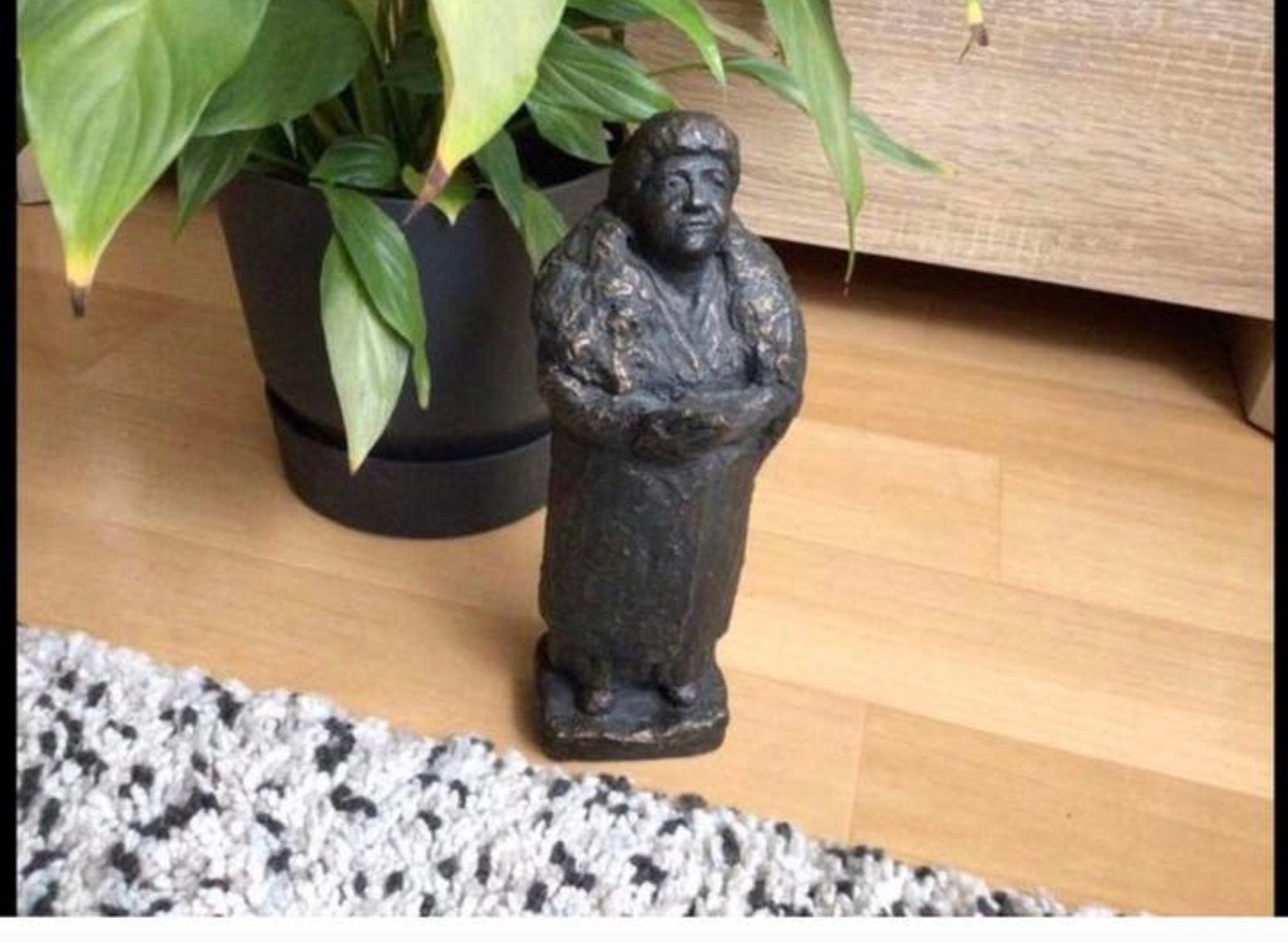 Verbronsd Beeldje  van WILHELMINA 🌺 25 cm voor maar €25,00, Ophalen of Verzenden, Zo goed als nieuw