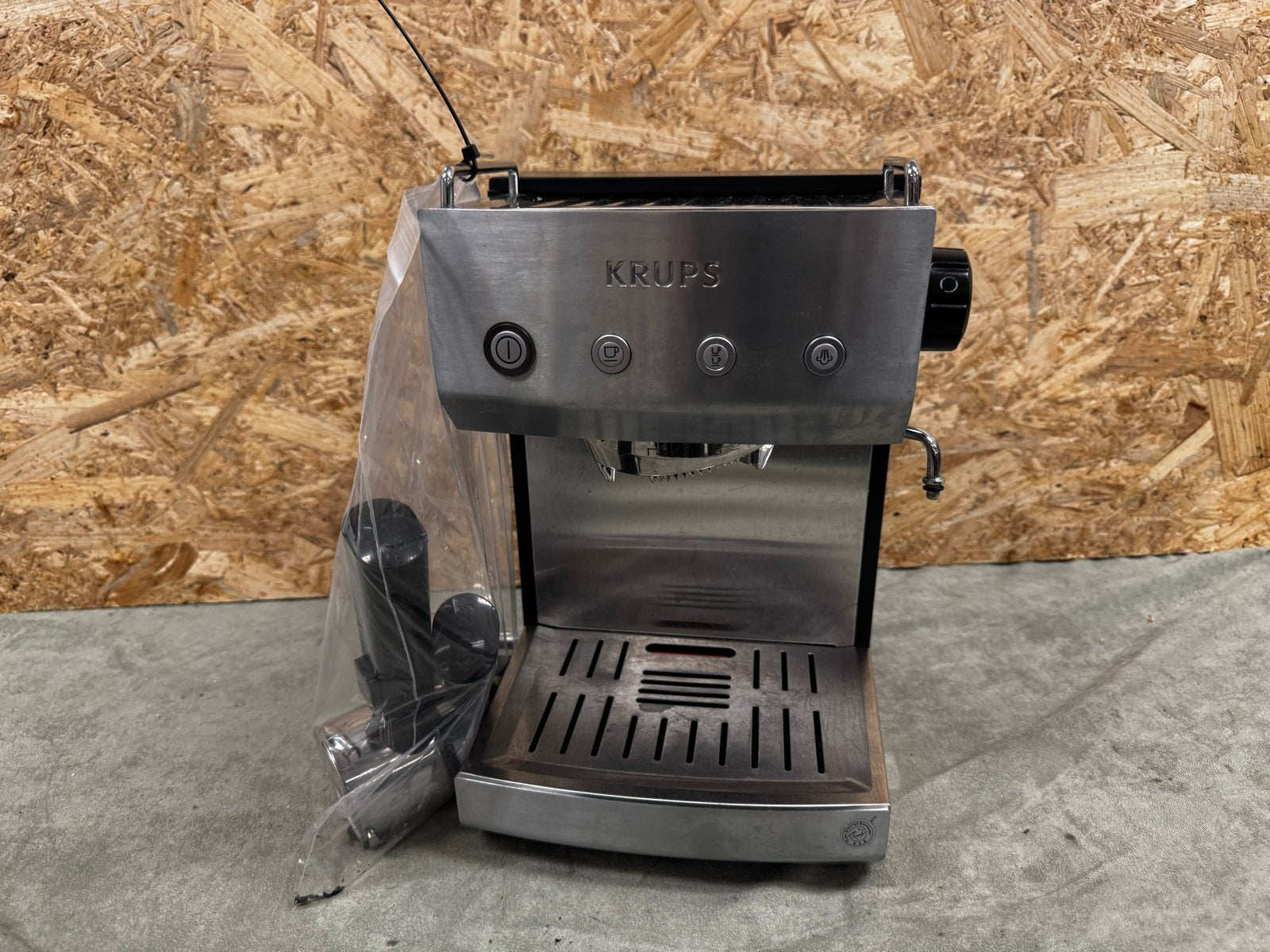 Krups XP5280 Espressomachine / Pistonmachine – RVS - ReK4, Afneembaar waterreservoir, Gebruikt, Espresso apparaat, Gemalen koffie