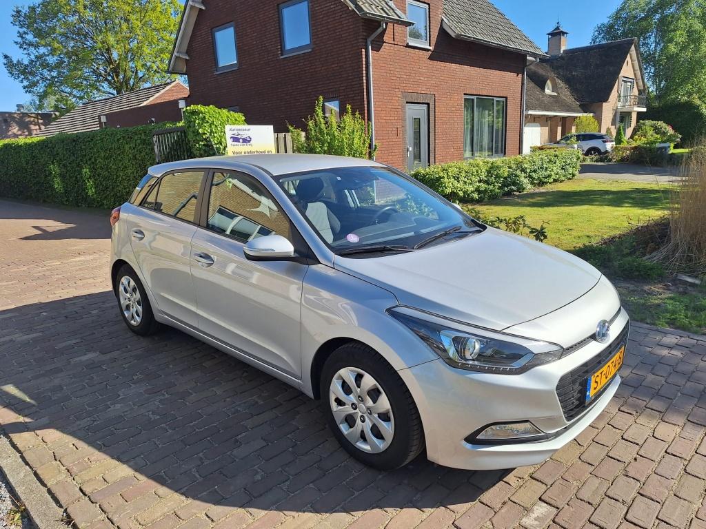 Hyundai i20 1.0 T-GDI Comfort (bj 2018), 450 kg, Euro 6, Lichtsensor, 23 km/l
