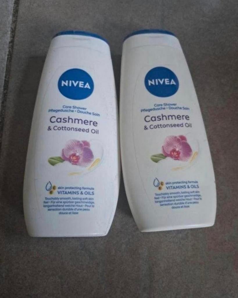 Nivea Cashmere Douche - 50 stuks, Ophalen of Verzenden, Nieuw, Bad & Douche