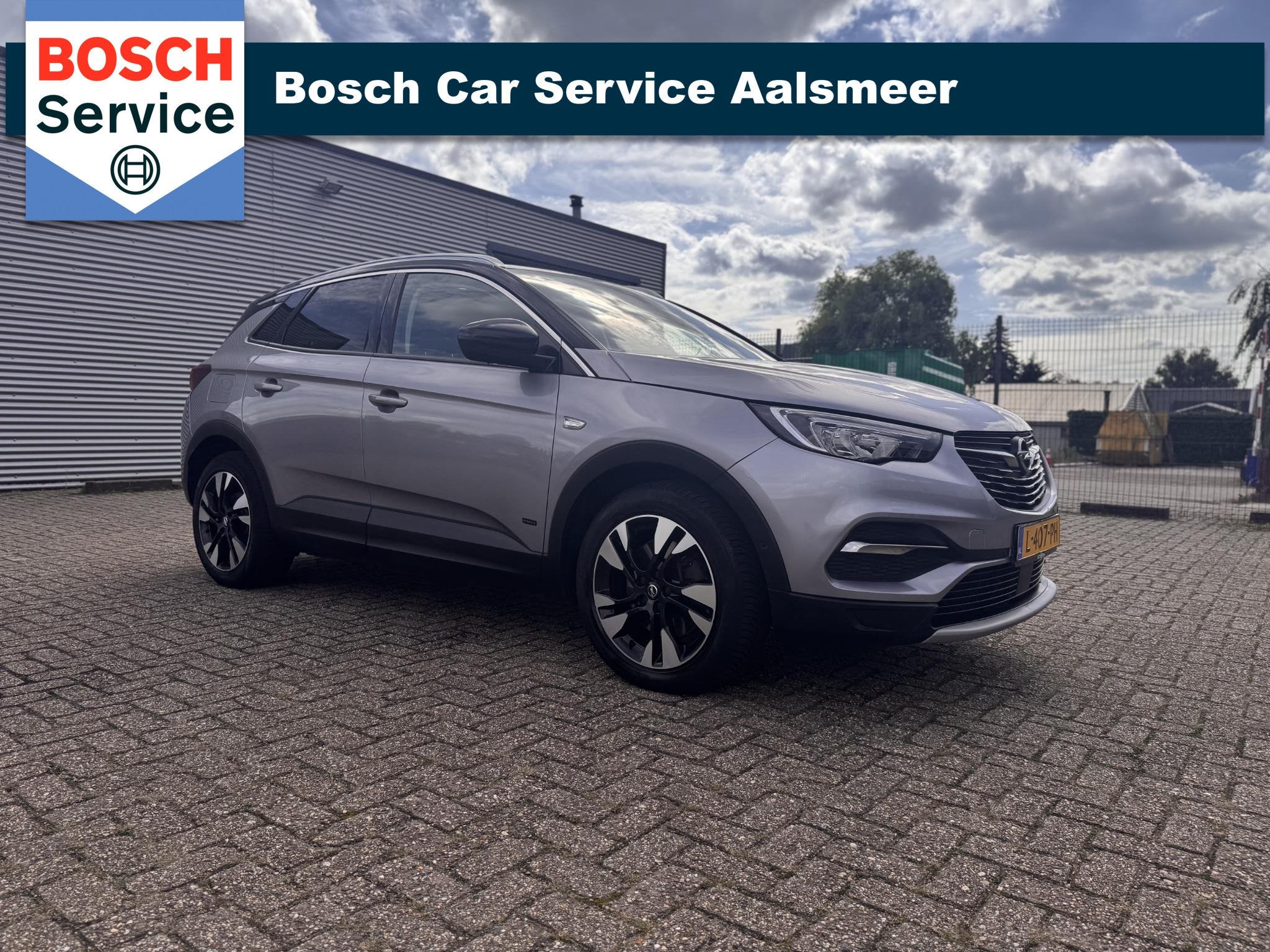 Opel Grandland X 1.6 Turbo Hybrid4 Elegance / NAP / CRUUISE, Auto's, Automaat, 4 cilinders, Leder en Stof, Bedrijf