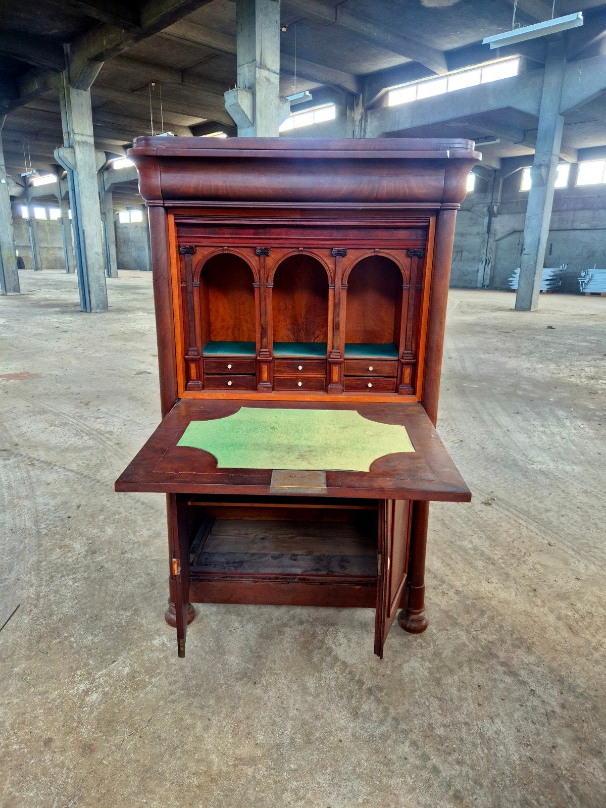 Antieke secretaire met groen lederen inleg, Huis en Inrichting, Ophalen of Verzenden