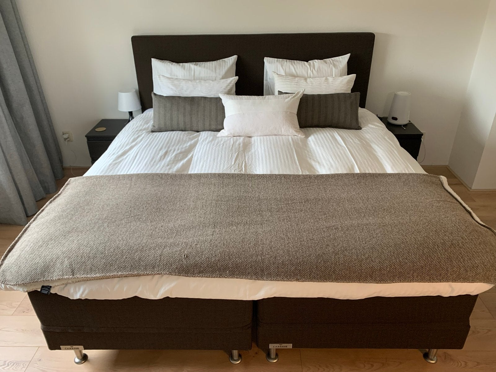 Caresse elektrische boxpring te koop, Huis en Inrichting, Ophalen, Bruin, 210 cm, Tweepersoons