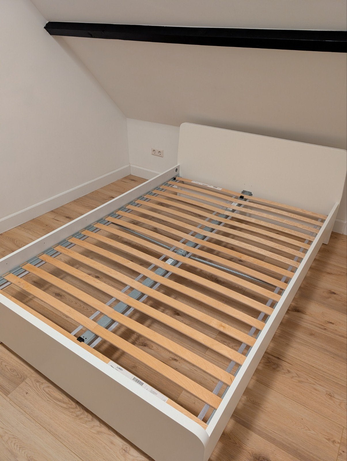 IKEA Askvoll Tweepersoonsbed, Huis en Inrichting, Ophalen, Wit, Tweepersoons, 140 cm