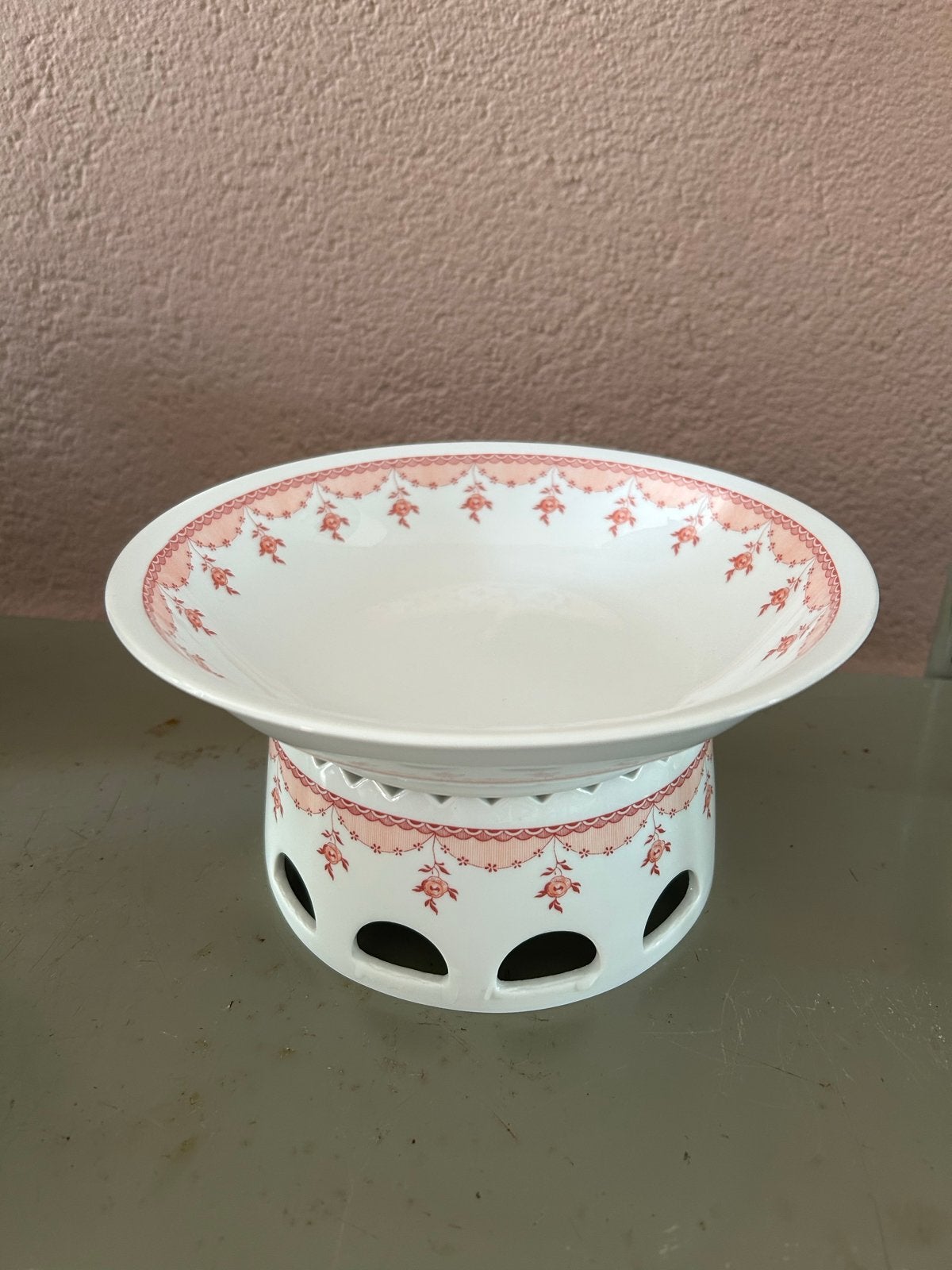 Vintage warmhoud schaal- roze bloemmotief, Antiek en Kunst, Ophalen