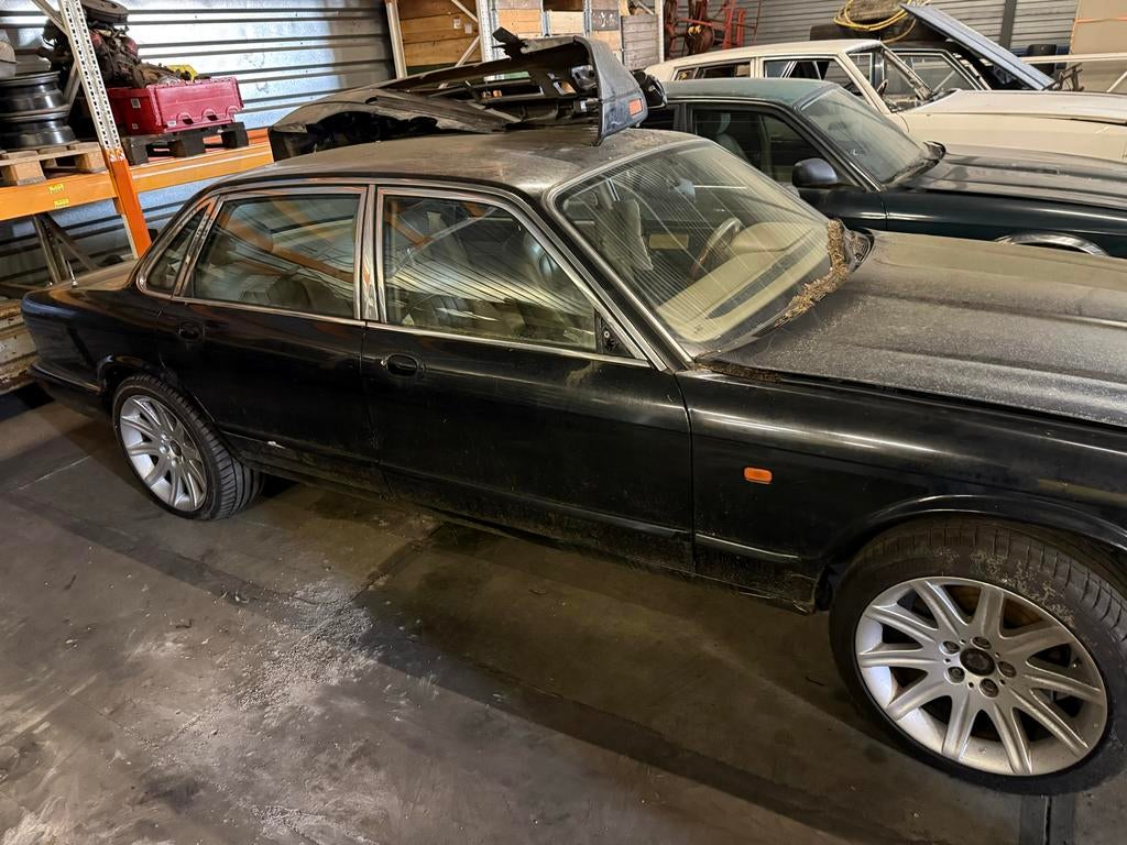 Jaguar x300 x308 xj6 xj40, Ophalen