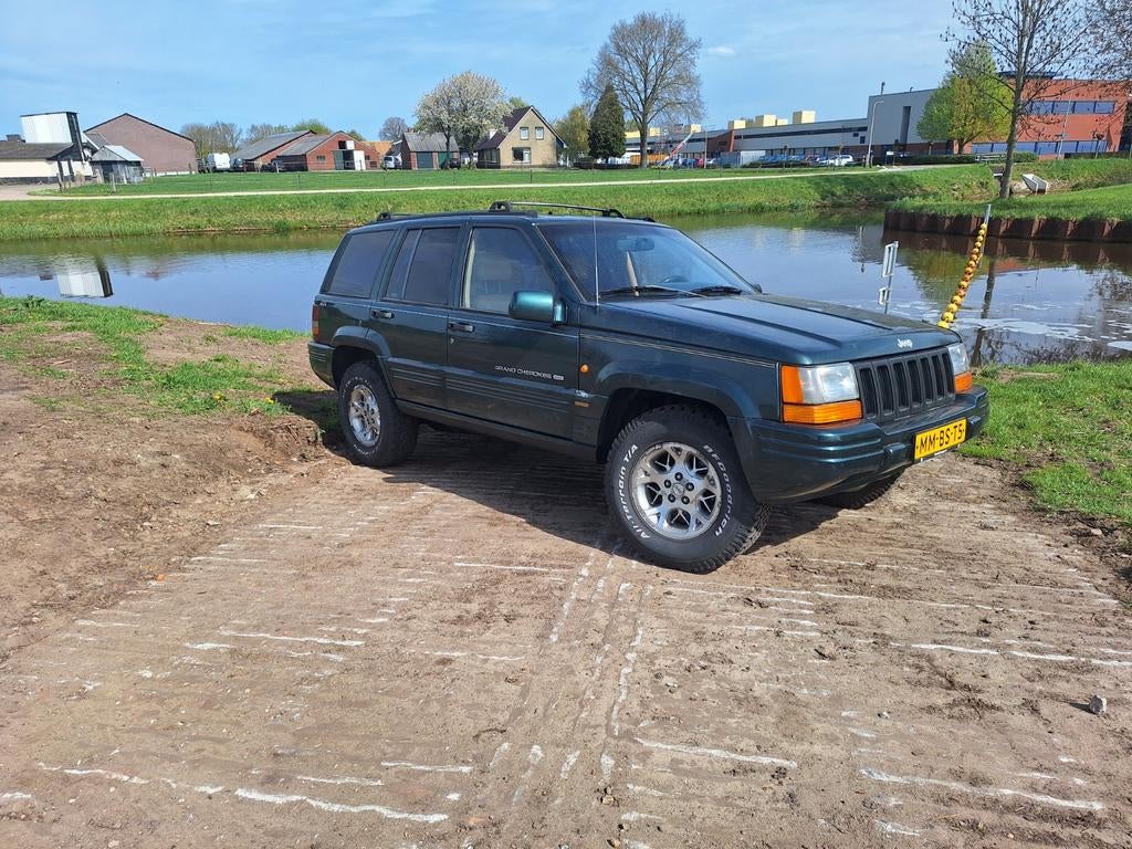 Mmbs Jeep cherokee t5 45 km  4x4 v8 op lpg automaat, Automaat, 8 cilinders, Bedrijf, Cherokee