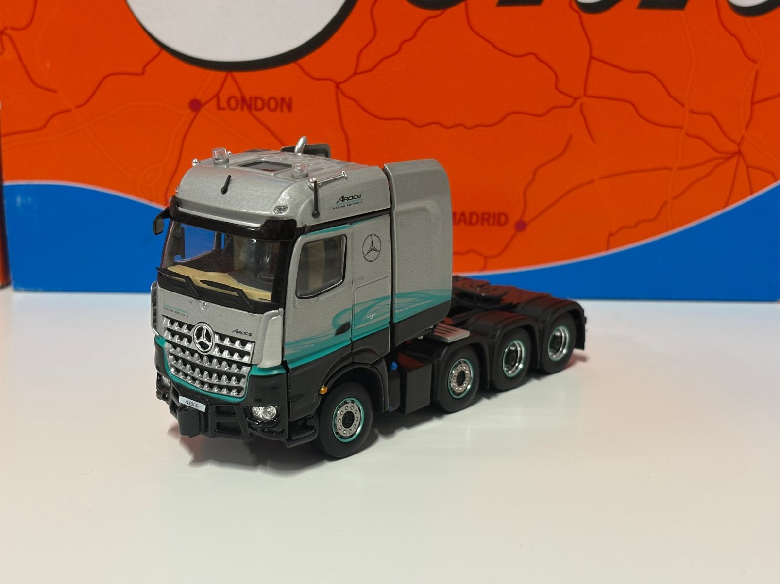 IMC Mercedes actros, Ophalen of Verzenden, Zo goed als nieuw, Bus of Vrachtwagen