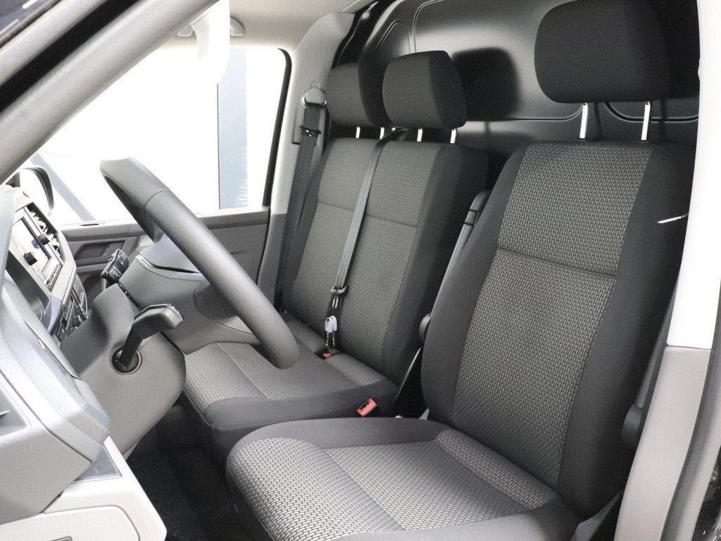 Volkswagen Transporter 2.0 TDI L2H1 28 Highline Automaat Aut, Auto's, Stof, Gebruikt, 4 cilinders, 150 pk
