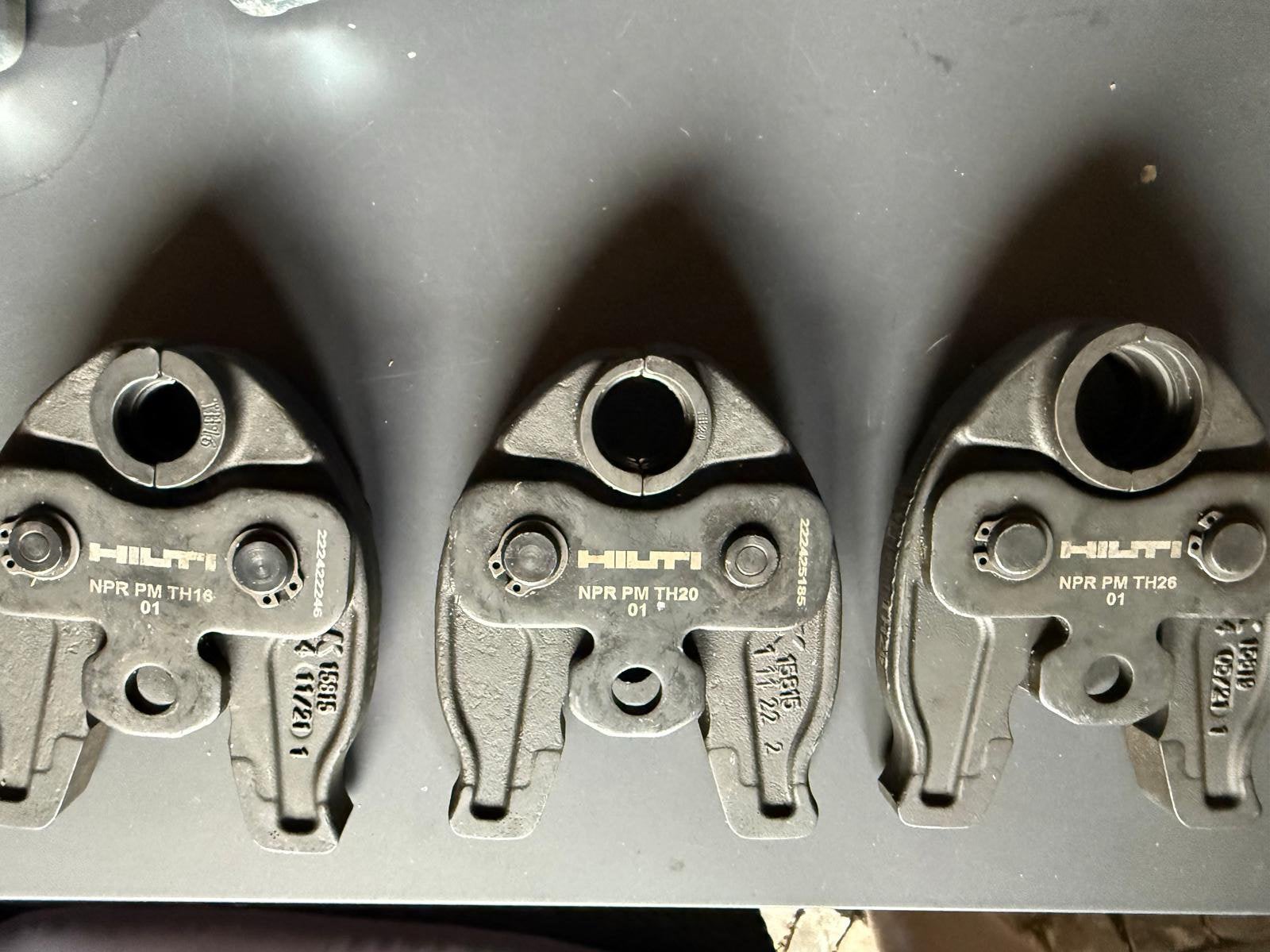Hilti persbekken TH16/20/26, Ophalen of Verzenden, Zo goed als nieuw