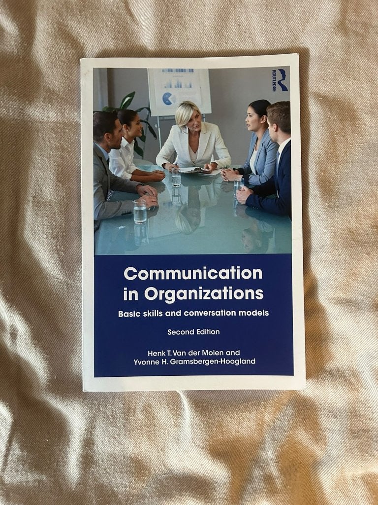 Communication in organizations studieboek, Ophalen of Verzenden, Beta, Zo goed als nieuw, HBO