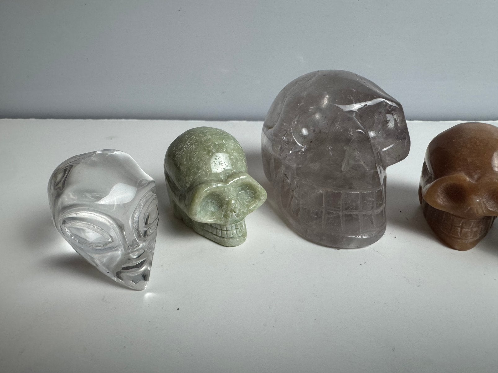 Lot Edelstenen Schedels & Alien – 5 Stuks, Verzamelen, Beelden en Beeldjes, Ophalen of Verzenden, Zo goed als nieuw, Overige typen