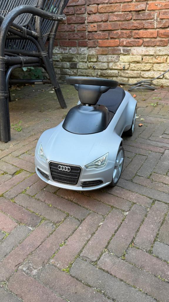 Audi loopauto voor kinderen - Grijs, Ophalen, Gebruikt, Loopvoertuig