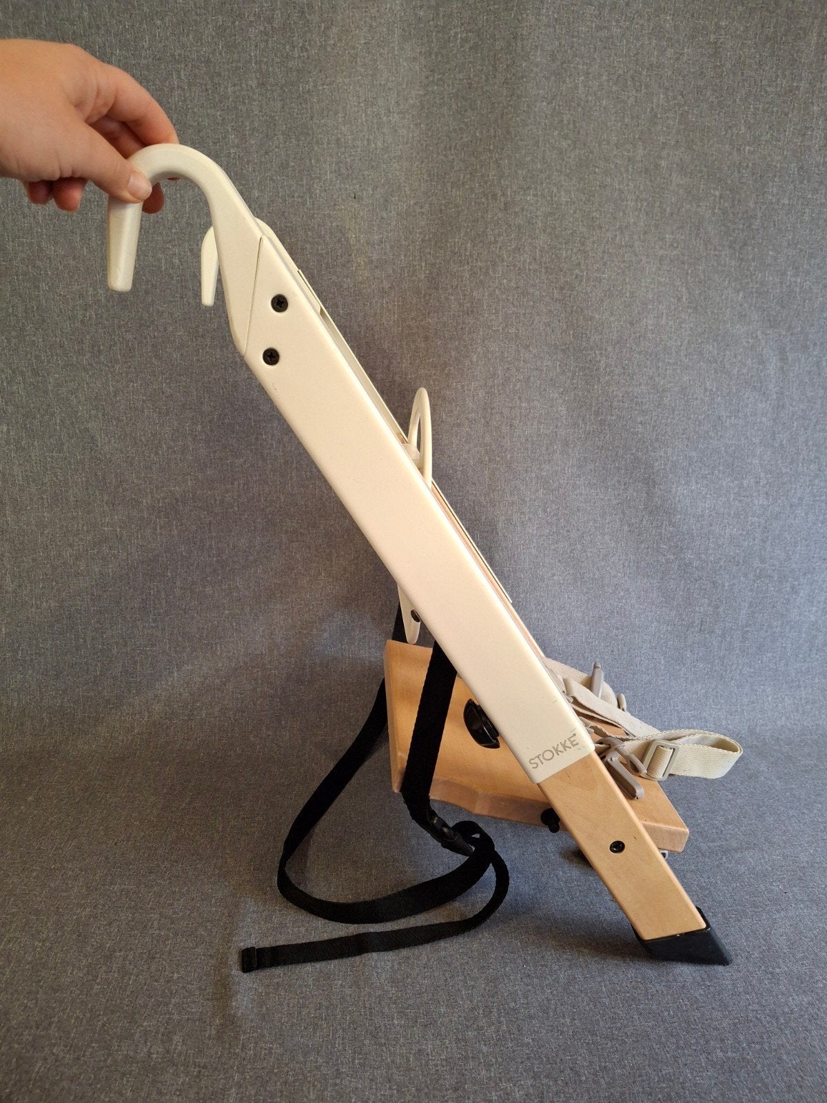 Stokke HandySitt draagbare kinderstoel wit/hout, Ophalen of Verzenden, Zo goed als nieuw, Hangstoel, Gordel(s)