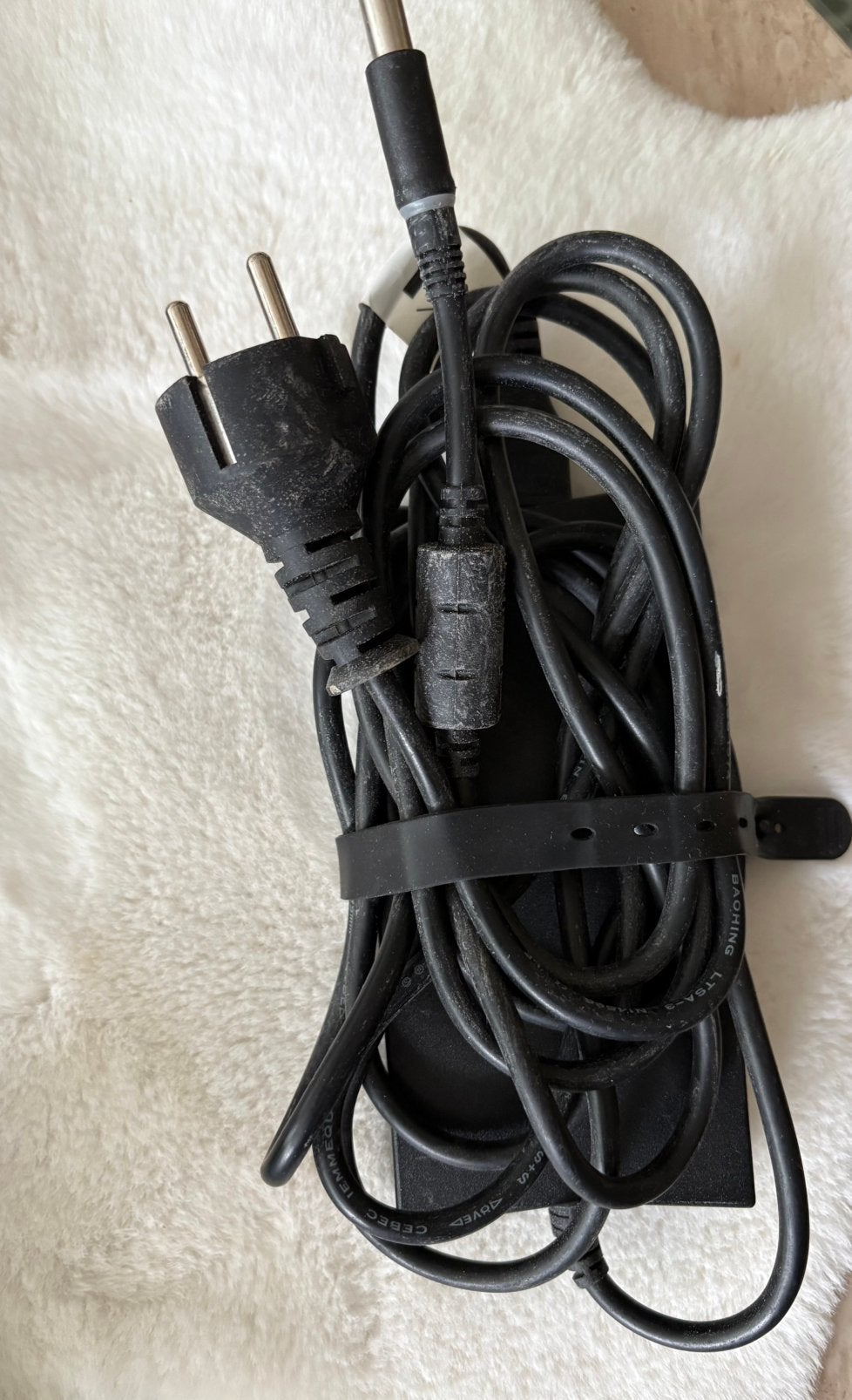 Dell 130W Adapter, Computers en Software, Laptop-opladers, Verzenden, Zo goed als nieuw