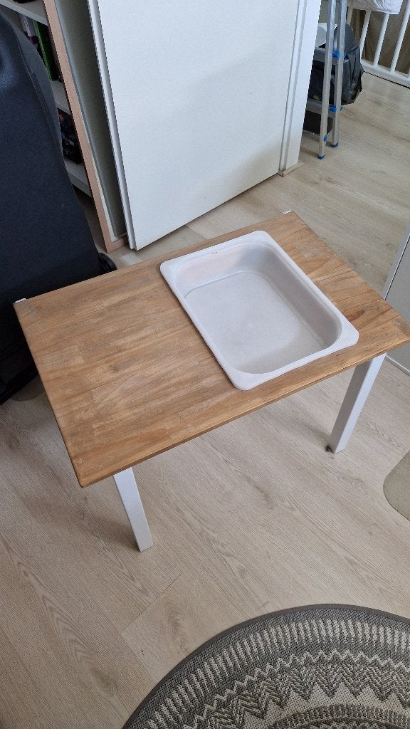 Kindertafeltje, Kinderen en Baby's, Kinderkamer | Tafels en Stoelen, Ophalen, Gebruikt, Tafel(s)