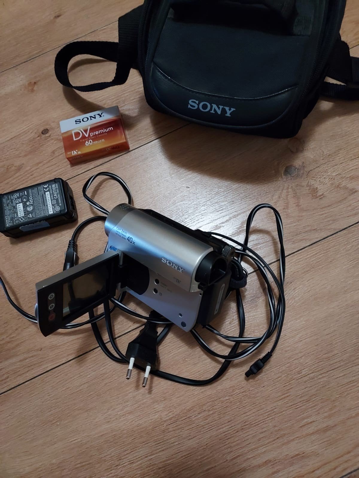 Digitaal video camera Compleet  Sony, Ophalen of Verzenden, Zo goed als nieuw, Sony, 20x of meer