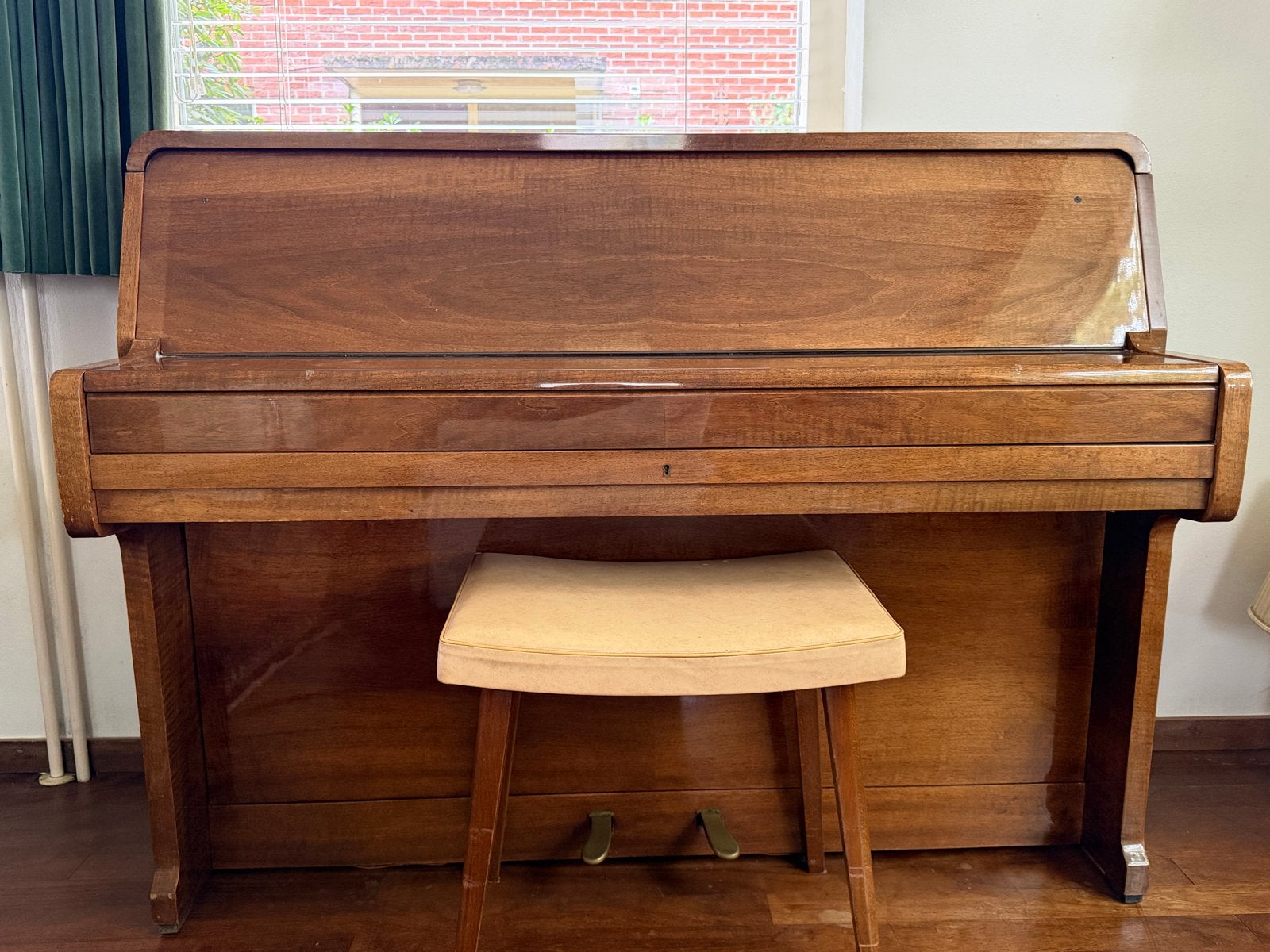 Mooie gebruikte Rippen piano inclusief kruk, Ophalen, Gebruikt, Bruin, Piano