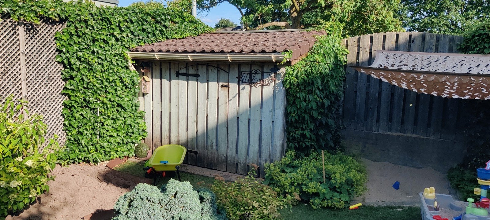 Houten tuinhuisje / opbergschuurtje, Tuin en Terras, Tuinhuizen, Gebruikt, Schuur, Hout, Minder dan 250 cm, Minder dan 200 cm