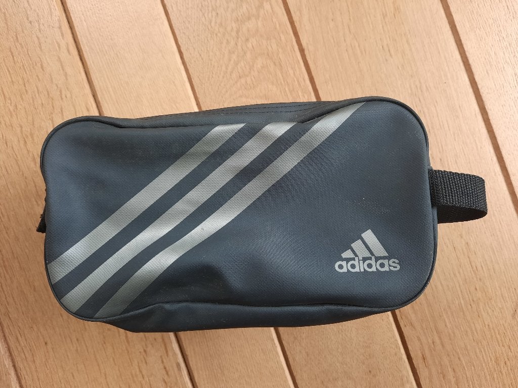 Adidas toilettas zwart - nieuw -, Sieraden, Tassen en Uiterlijk, Toilettassen, Ophalen of Verzenden, Nieuw, Zwart, Heer