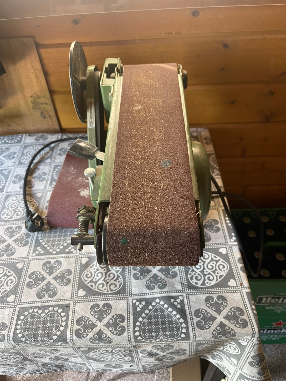 Ferm bandschuurmachine + schuurschijf, Ophalen, Gebruikt, 600 tot 1200 watt, Bandschuurmachine