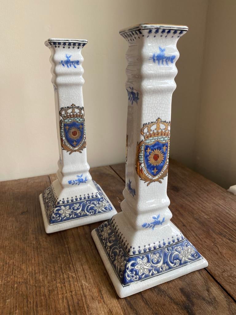 Twee kandelaars, craquelé porselein 27 cm, Ophalen, Overige materialen, 25 tot 50 cm