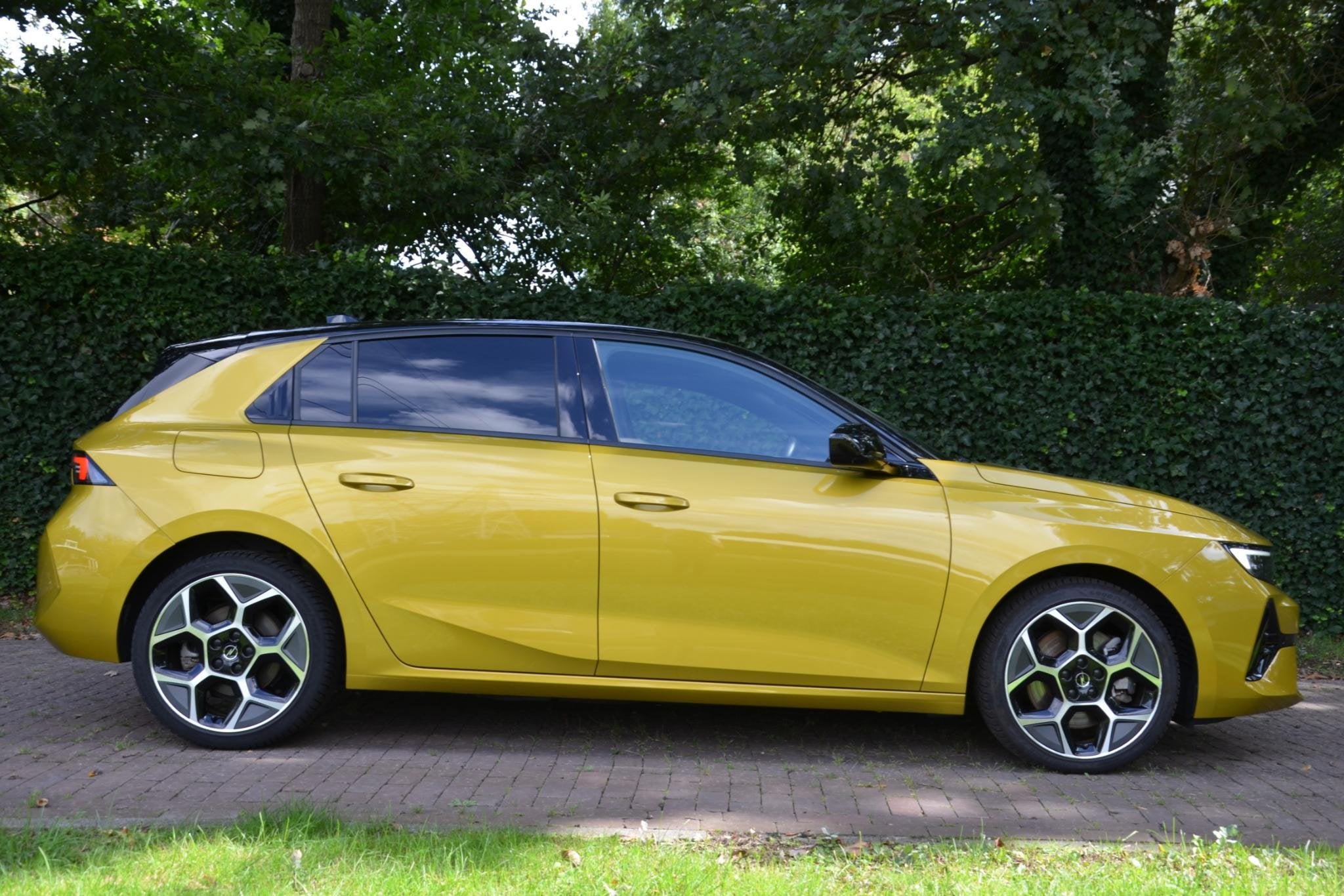 Opel Astra 1.6 Hybrid GS Level 4 Automaat/Navi/Pdc/Ecc/Achte, Auto's, Gebruikt, 4 cilinders, 181 pk, Hybride Elektrisch/Benzine