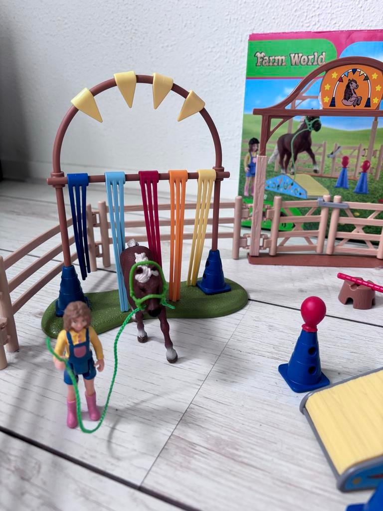 Schleich Farm World Speelset met Paarden en Accessoires, Ophalen of Verzenden, Zo goed als nieuw, Jongen of Meisje
