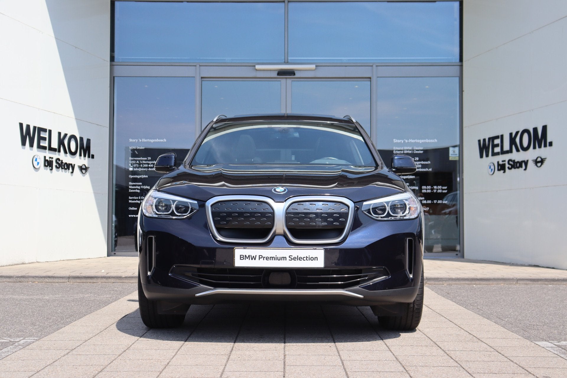 BMW iX3 Executive / Achteruitrijcamera / Stoelverwarming / L, Auto's, Dealer onderhouden, Achterwielaandrijving, Gebruikt, Zwart
