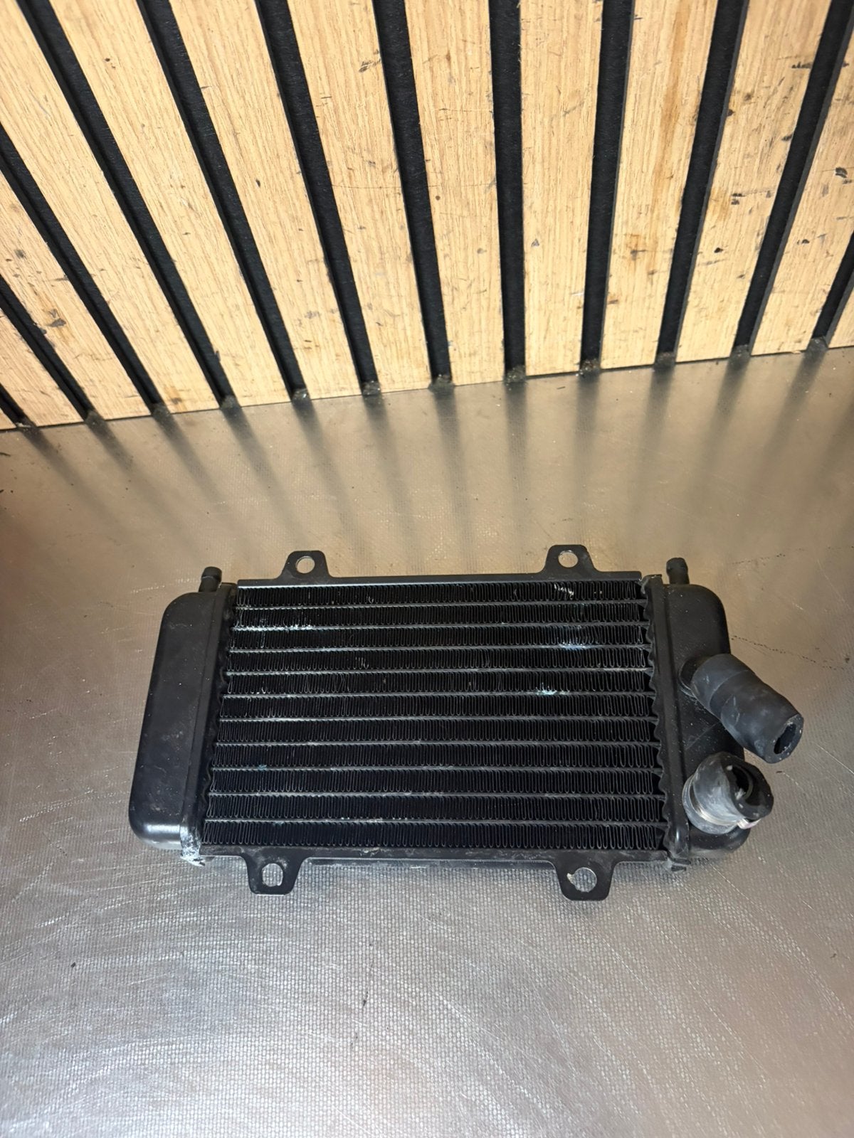 piaggio quartz radiateur, Ophalen