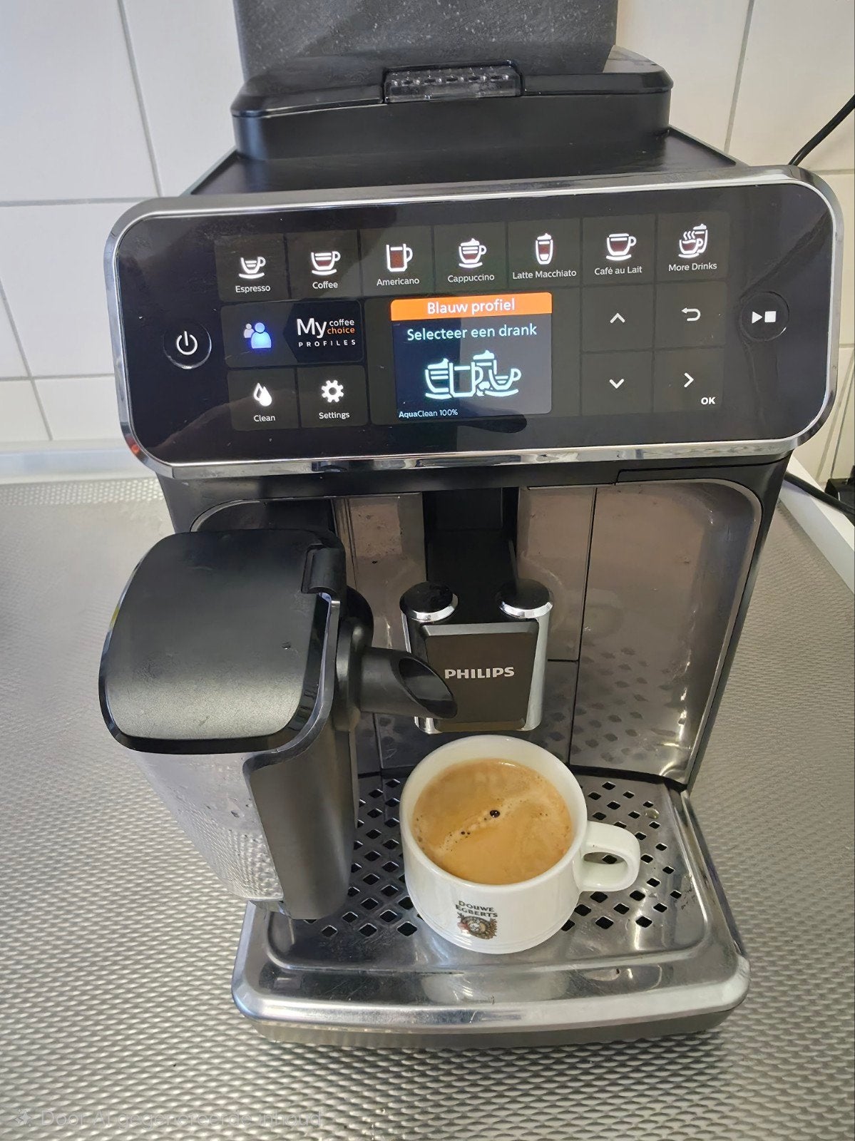 Philips EP4349/70  Volautomatische koffiemachine, Witgoed en Apparatuur, Koffiezetapparaten, Afneembaar waterreservoir, Espresso apparaat