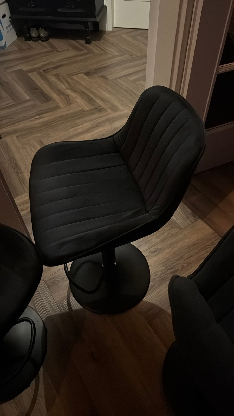 6 vlourse barkukken zwart, 1 kruk, Ophalen, Zo goed als nieuw, 60 tot 90 cm