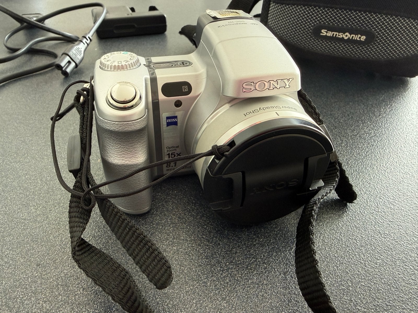 Sony Cyber-shot DSC-H50 Digitale Camera ,15x Optische Zoom, Ophalen of Verzenden, Gebruikt, Sony, 8 keer of meer