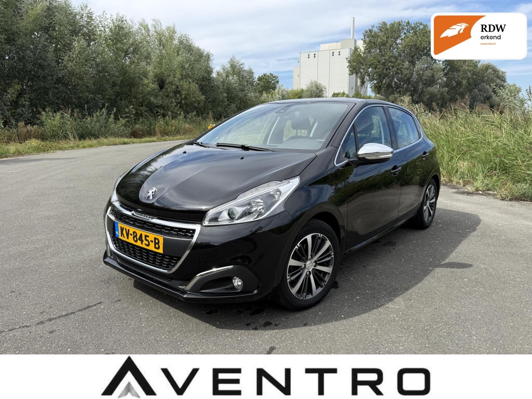 Peugeot 208 1.2 Allure | DB Riem VV. | Dealer Ondh. | Luxe!, Voorwielaandrijving, Dealer onderhouden, Gebruikt, 1199 cc