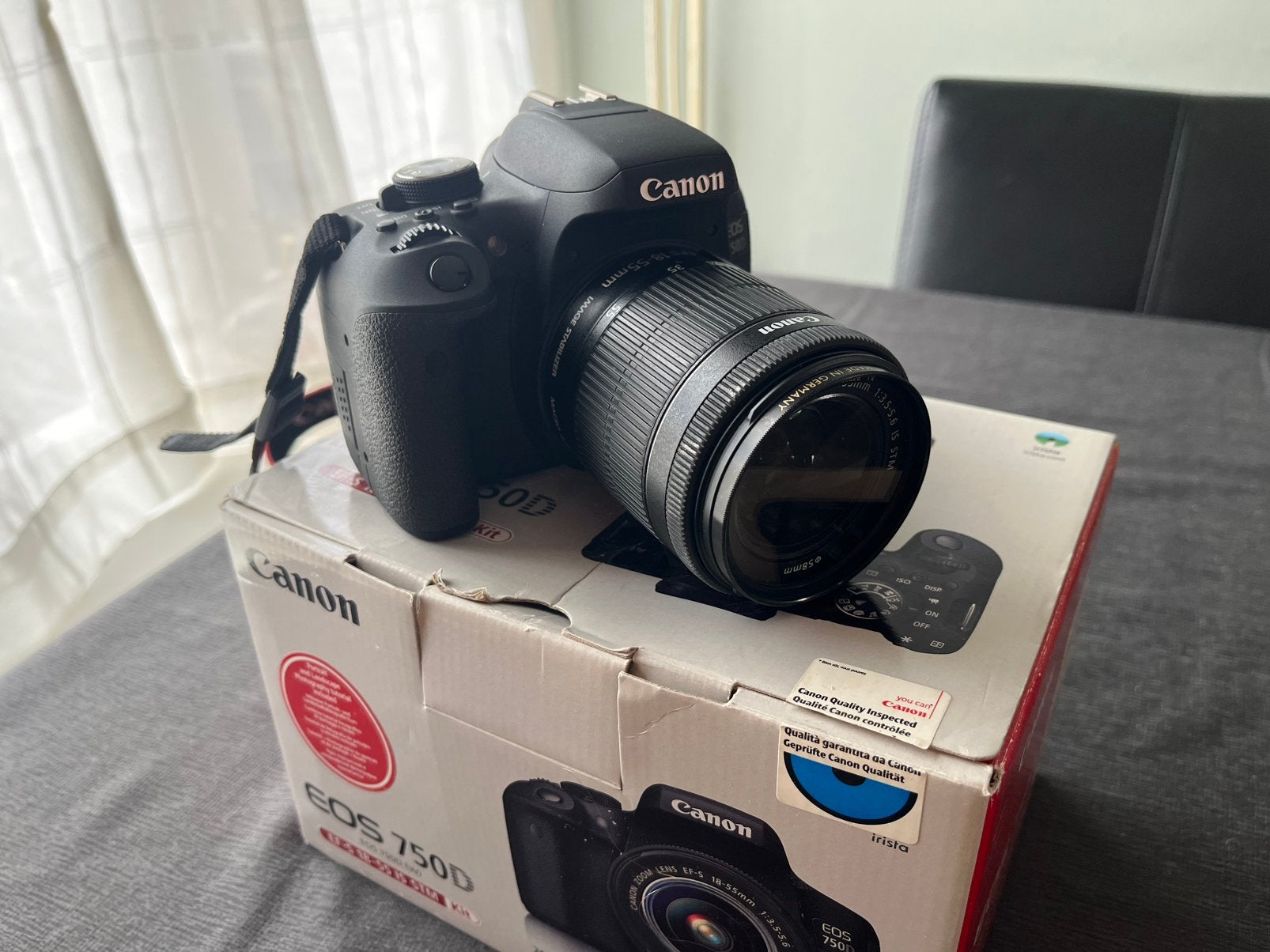Canon EOS 750D + EF-S 18–55 IS STM lens met toebehoren, Ophalen, Zo goed als nieuw, Canon, Geen optische zoom